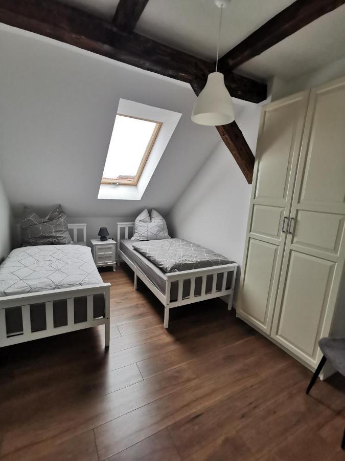 Fewo Rohleder De Mit 130M2 Und Garten Fuer 6Pers Mit 2 Bad Cottbus Exterior foto